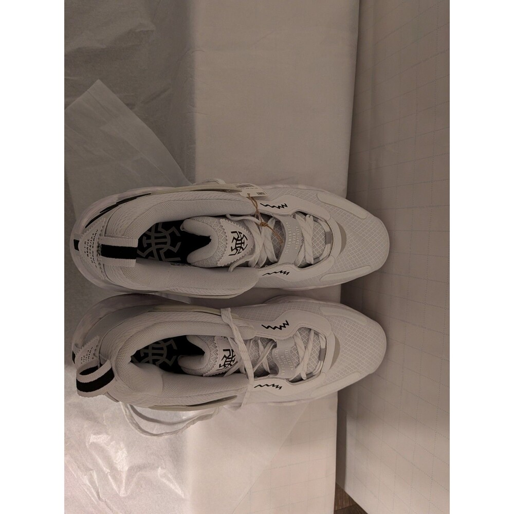 Adidas Hoops F21/S22-TN - D.O.N. Issue 3 Basketball shoes U.S. Size: 14